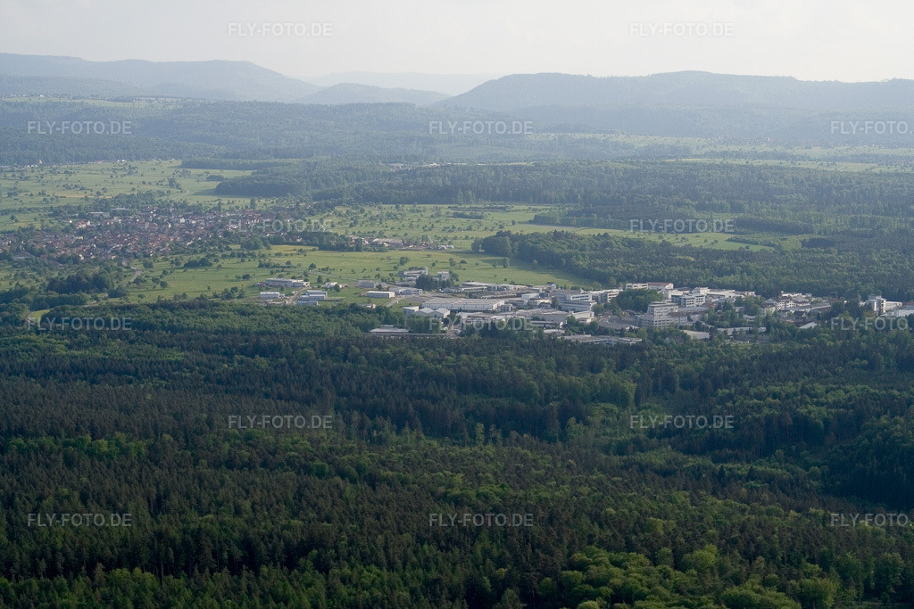 Luftbild: Ittersbach Industriegebiet im Ortsteil Im Stockmädle in Karlsbad im Bundesland Baden-Württemberg in Deutschland. Foto: IMG_2020.jpg vom 14.05.2006 durch Werner Riehm/FLY-FOTO.de