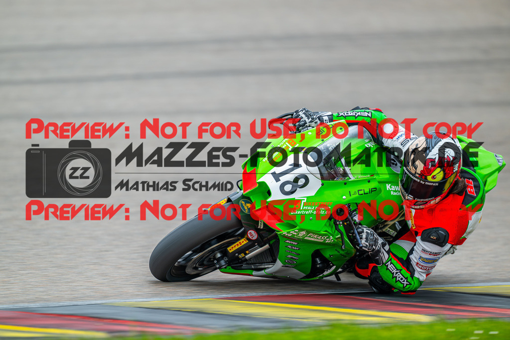 MaZZes_FotoMatrix_240504_6007705_3742 | STK1000