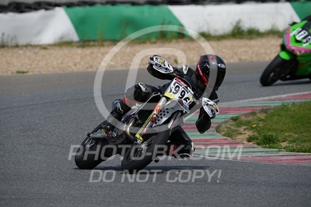 2024_05_14_PBK_22709 | Sportfotografie; SlowMotion; Video; Rennstrecke; Hafeneger; Speer; Racing; RSE; BMW; CBO; Trackday; Motorsportarena; Hockenheimring; Brno; Most; Barcelona; Valencia