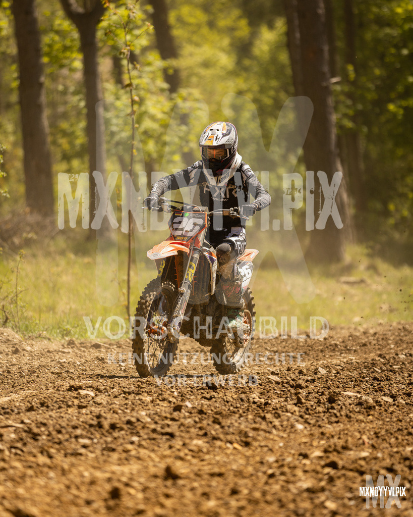 866A5195 | mxndyyvipix