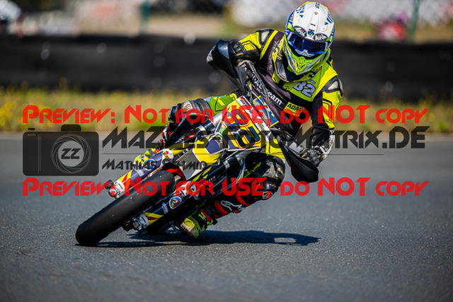 MaZZes_FotoMatrix_220813_4251 | UE40