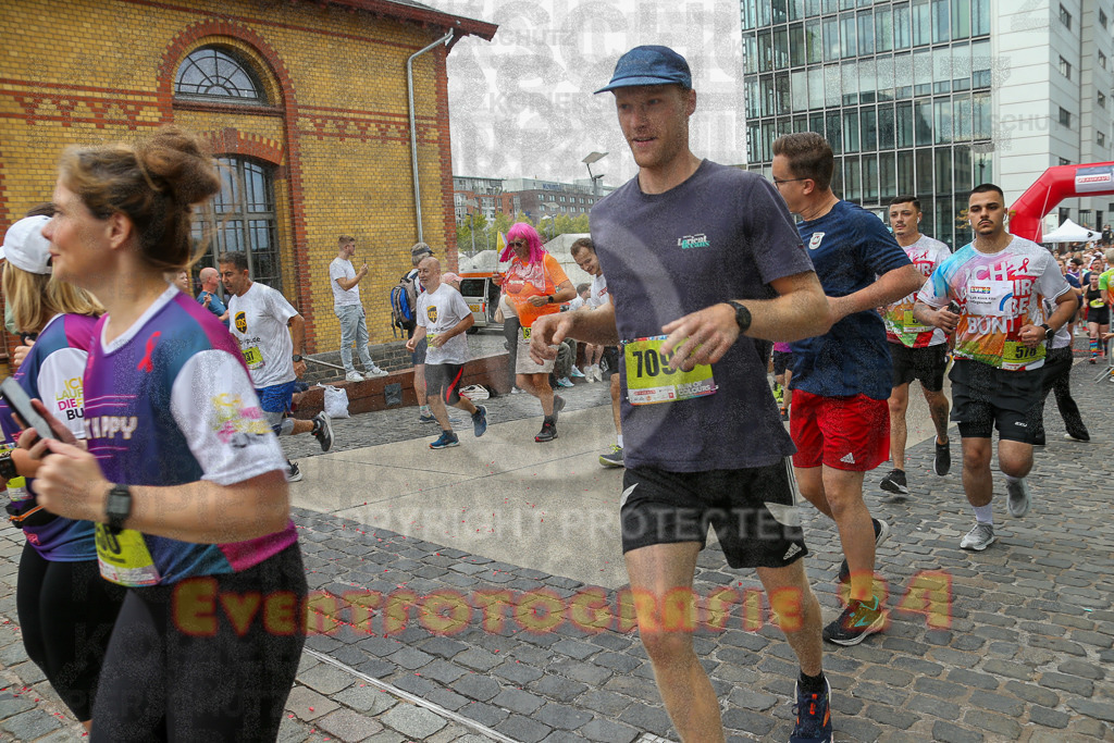 250920_1300_EX1_3779 | Sportfotografie im Rhein-Sieg Kreis, Köln, Bonn, NRW, Rheinland Pfalz, Hessen, etc. Unser Tätigkeitsfeld umfasst den Laufsport vom Volkslauf über den Marathon, Duathlon, Triathon bis zum Ultralauf wie Kölnpfad Ultra oder Schindertrail.