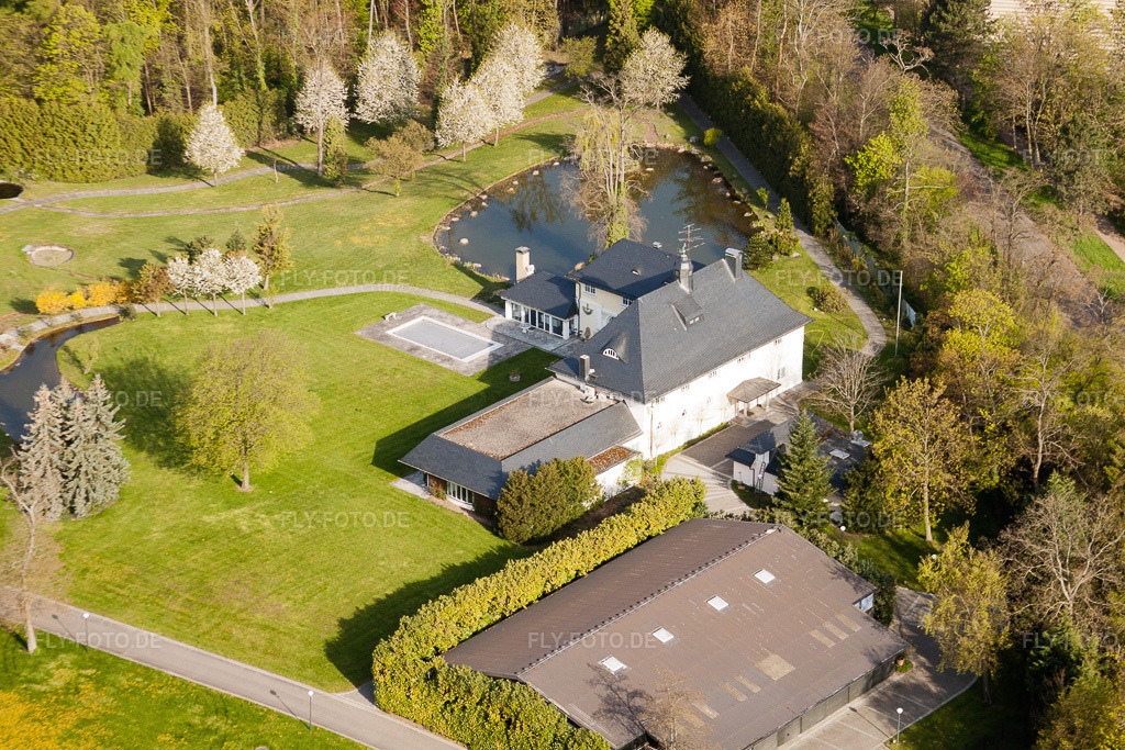 Luftbild: Durlach, ehemalige Schmieder-Villa im Ortsteil Durlach in Karlsruhe im Bundesland Baden-Württemberg in Deutschland. Foto: IMG_25918.jpg vom 23.04.2010 durch Werner Riehm/FLY-FOTO.de