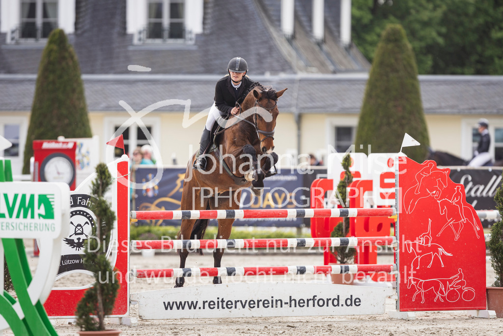 260509_PfSpTa_5_L-Spr-525 | Deine schönsten Turniermomente als professionelle Fotos! Entdecke hochwertige Pferdesport-Fotografie im Online-Shop. Jetzt Fotos finden & bestellen!