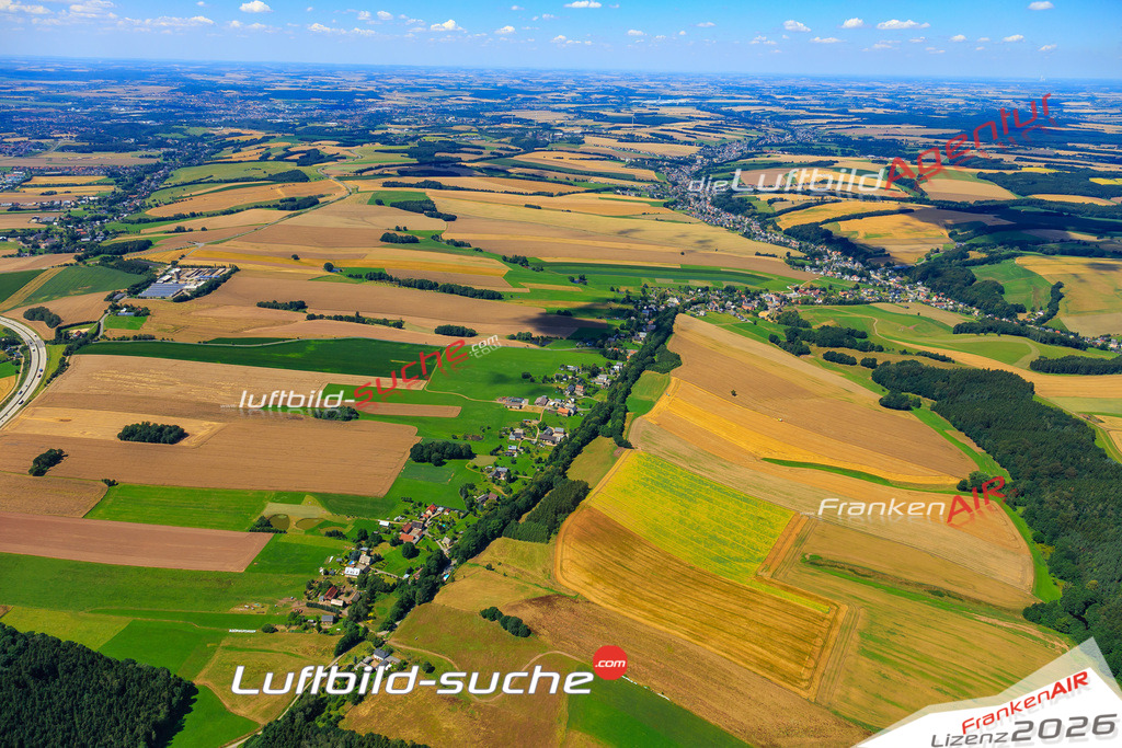 Die Luftaufnahme Zschocken - Hartenstein wurde vom UL-Flugzeug (keine Drohne) aus fotografiert.Hohe Druck- Auflösung-die Geschenkidee!