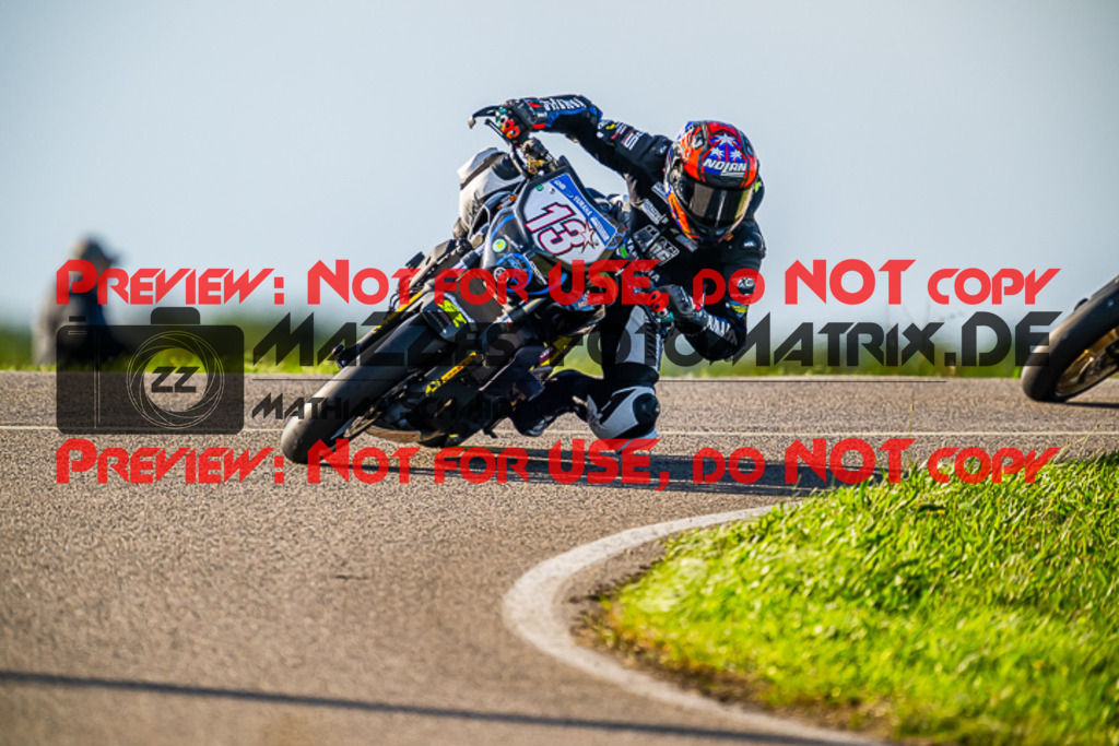 MaZZes_FotoMatrix_220917_2139 | TWIN CUP