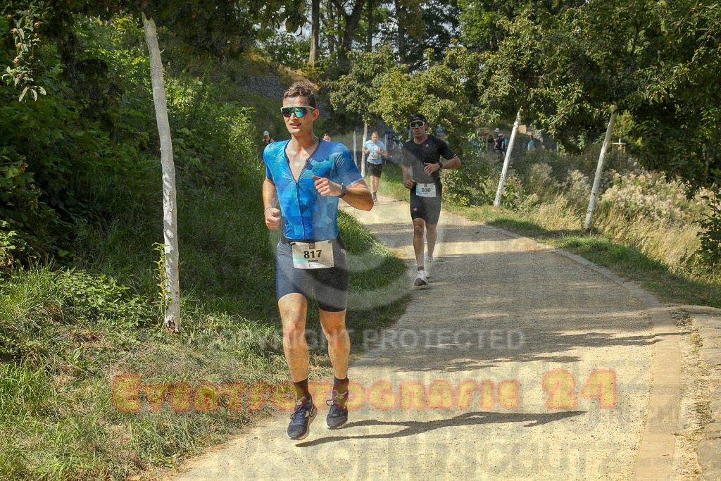 250824_1442_EX1_7236 | Sportfotografie im Rhein-Sieg Kreis, Köln, Bonn, NRW, Rheinland Pfalz, Hessen, etc. Unser Tätigkeitsfeld umfasst den Laufsport vom Volkslauf über den Marathon, Duathlon, Triathon bis zum Ultralauf wie Kölnpfad Ultra oder Schindertrail.