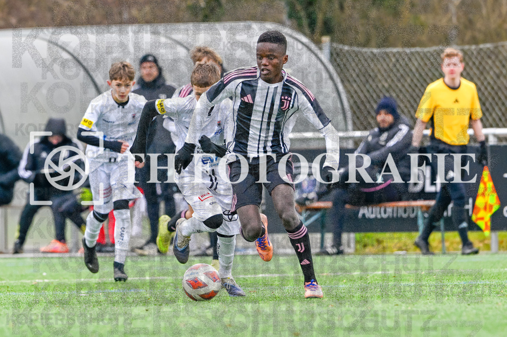 GER, Juventus - FC Aarau,  Fussball, PS-Immo-Cup 2026,U13 Feldturnier, 18.01.2026 | Juventus, FCA