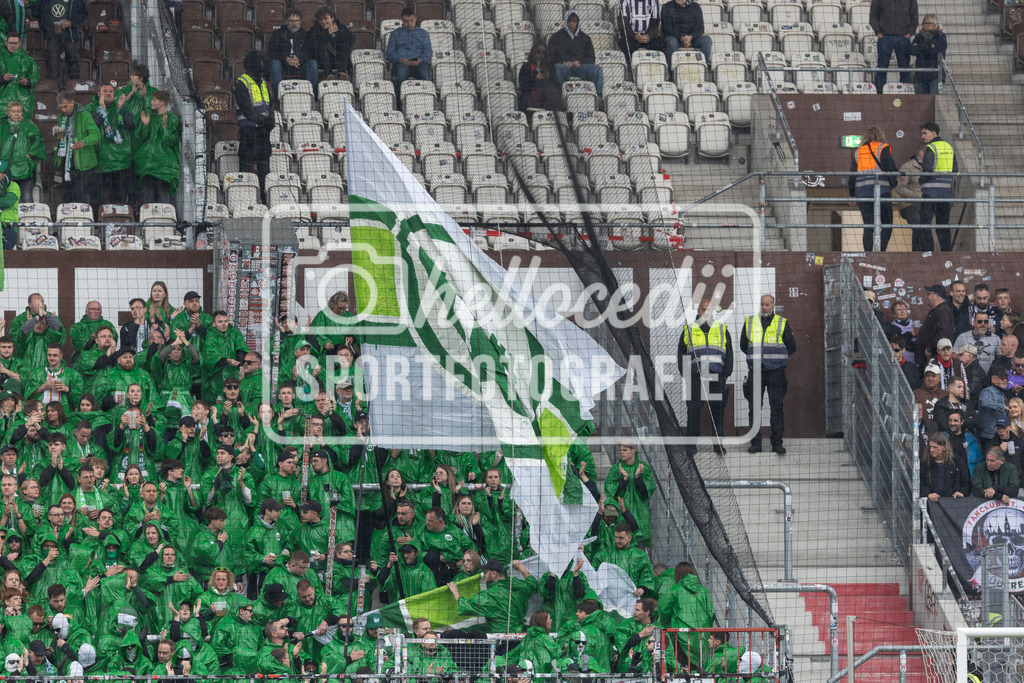 Fußball I Männer I Saison 2025-2026 I Bundesliga I FC St. Pauli - VfL Wolfsburg I 12785 | realhellocedii - Realisiert mit Pictrs.com