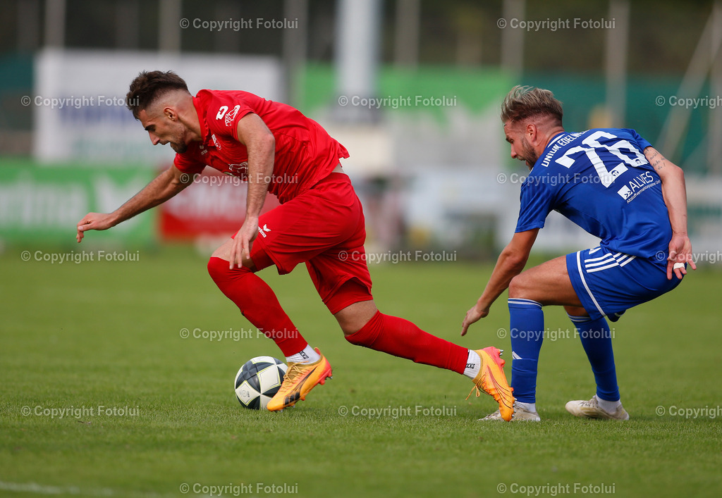 A_LUI_13092025_14 | SPORT FUSSBALL LT1 OOE LIGA ASKOE OEDT 1B-UNION EDELWEIß LINZ 13.09.2025 IM BILD: JOVAN PETROVIC  (OEDT1B) UND SIMON ABRAHAM (EDLWEIßLINZ) FOTO:FOTOLUI