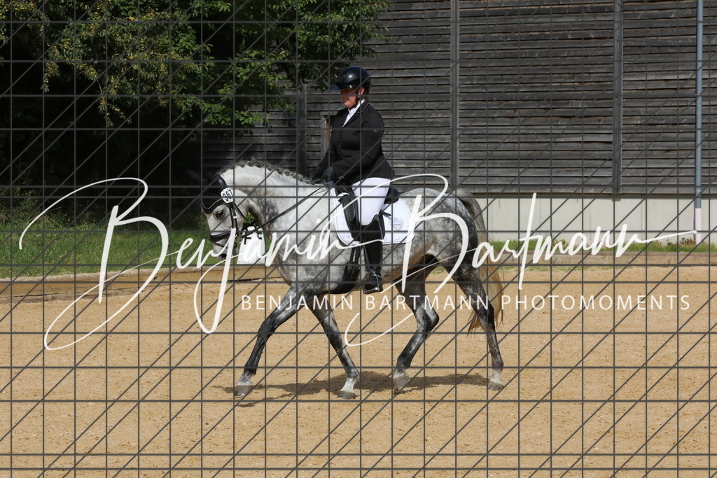 AZ2A2704 | Benjamin Bartmann Photomoments