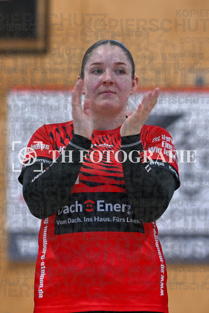 GER, SG Maulburg/Steinen - HB Kinzigtal, Frauen-Handball, Oberliga Suedbaden, 21. Spieltag, Saison 2024/2025, 06.04.2025 | Laura Traeber (SG Maulburg/Steinen, #11)GER, SG Maulburg/Steinen - HB Kinzigtal, Frauen-Handball, Oberliga Suedbaden, 21. Spieltag, Saison 2024/2025, 06.04.2025Foto: TH Fotografie/Thomas Hess