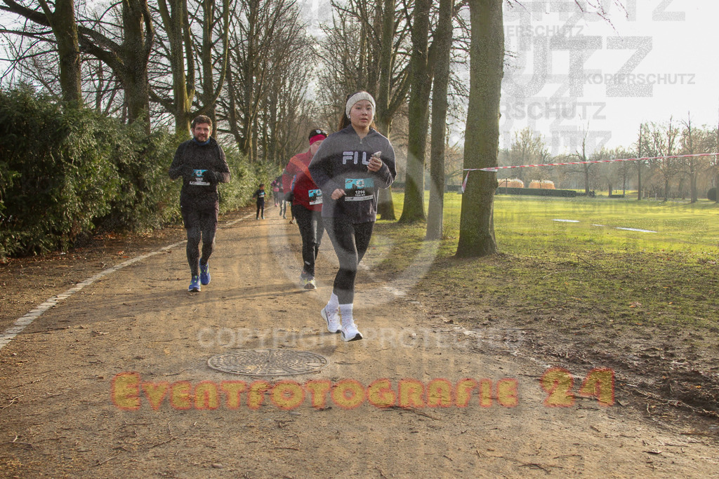 241231_1025_EV4_4247 | Sportfotografie im Rhein-Sieg Kreis, Köln, Bonn, NRW, Rheinland Pfalz, Hessen, etc. Unser Tätigkeitsfeld umfasst den Laufsport vom Volkslauf über den Marathon, Duathlon, Triathon bis zum Ultralauf wie Kölnpfad Ultra oder Schindertrail.