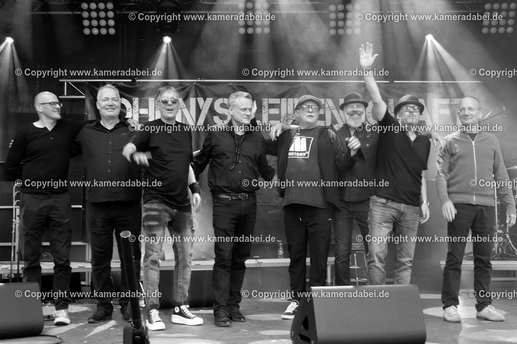 29.08.2025 Johnnys Leidenschaft bei den DIN Tagen 2025 | 29.08.2025 Johnnys Leidenschaft gibt auf der Altmarktbühne in Dinslaken bei den DIN Tagen 2025 ein Konzert. - Realisiert mit Pictrs.com