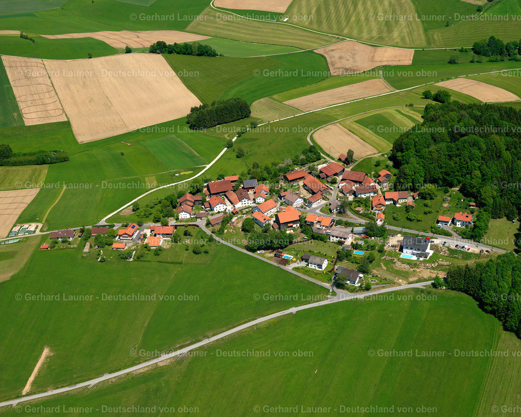 2724807 | Hötzerreut