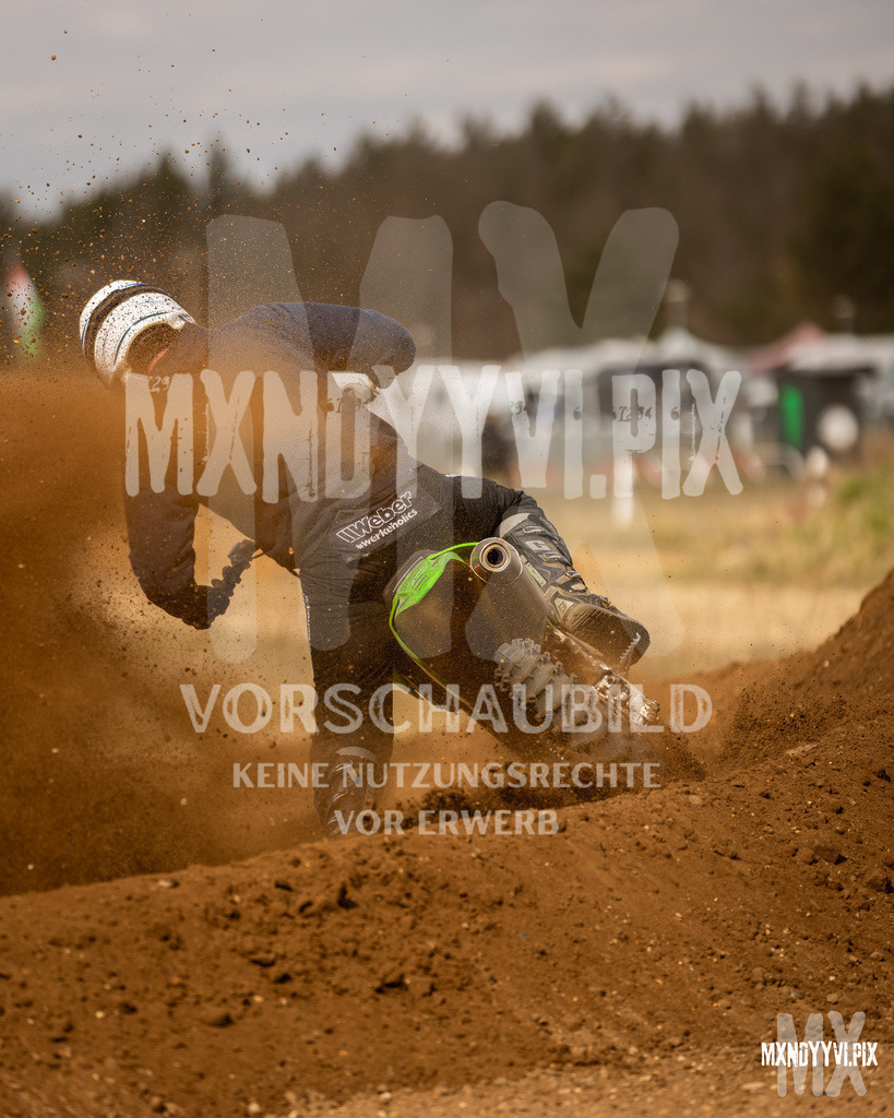 866A1697 | mxndyyvipix