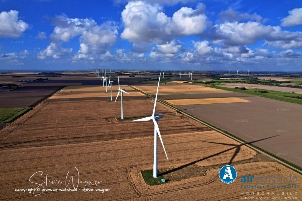 Windpark - Emmelsbüll-Horsbüll | Luftbild, Windenergieanlagen, Bürgerwindpark Emmelsbüll-Horsbüll, Windkraft, Windpark, Nordfriesland, 