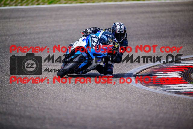 MaZZes_FotoMatrix_240911_6007705_6054 | WEISS