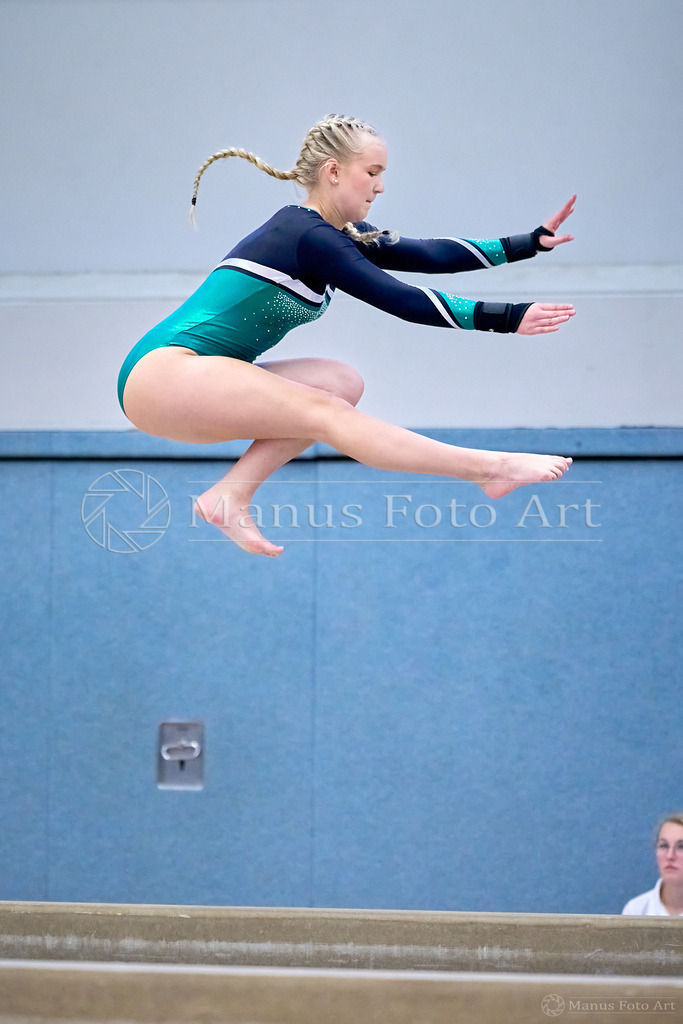 2024-10-15-2-A-C-DSC01948 | Professionelle Sportfotografie in Hamburg, Schleswig-Holstein und Niedersachsen – spezialisiert auf Rhönrad, Geräteturnen, Leistungsturnen und rhythmische Sportgymnastik. Bundesweite Begleitung von Rhönrad-Events. Jetzt Sport-Fotos - Realisiert mit Pictrs.com