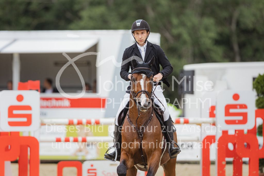 220729_BHO_GT_M2-Spr_1-258 | Deine schönsten Turniermomente als professionelle Fotos! Entdecke hochwertige Pferdesport-Fotografie im Online-Shop. Jetzt Fotos finden & bestellen!