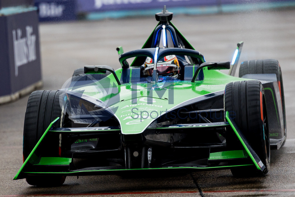 GEPA-20230423-101-147-0070 | BERLIN,GERMANY,23.APR.23 - MOTORSPORTS, FORMEL E - E-Prix of Berlin, Berliner Tempelhof Airport Circuit, qualifying. Image shows Sebastien Buemi (SUI / Envision). 
Photo: GEPA pictures/ Matthias Trinkl