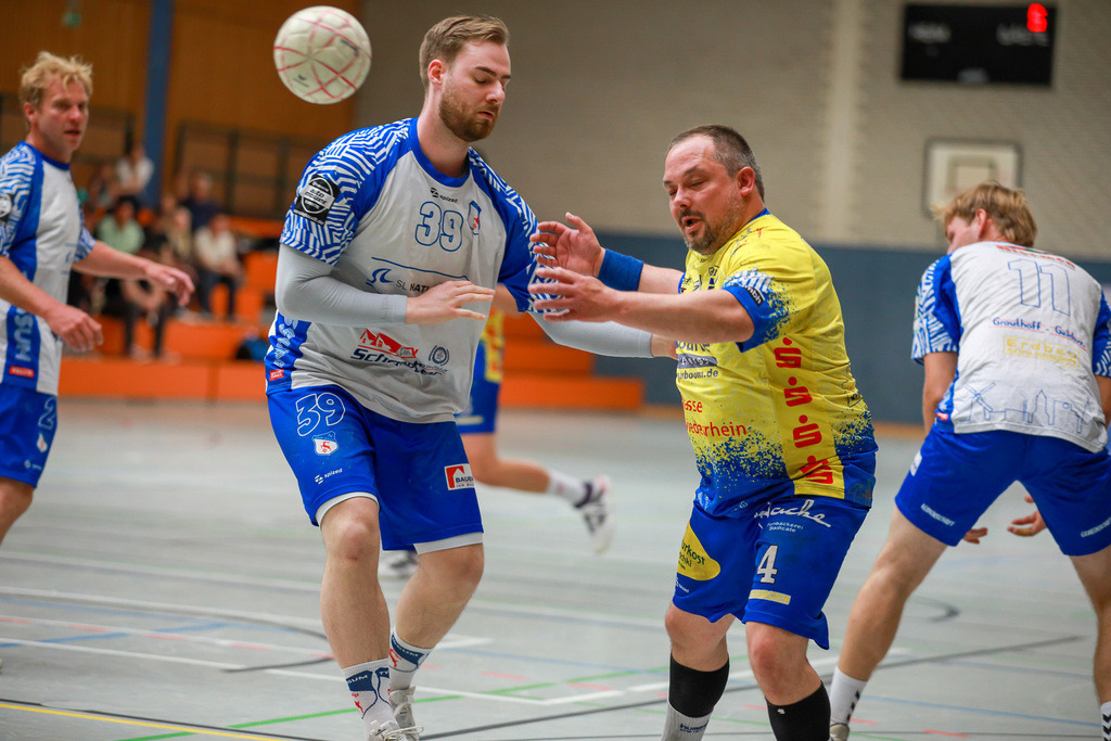SVN_TVIssum_250426_025 | Bildergalerie von Sport-Ereignissen aber auch von weiteren spannenden Dingen - nicht nur vom Niederrhein. In Anlehnung an den bekannten Spruch von Hanns Dieter Hüsch heißt das Motto: "Niederrhein ist überall".  - Realisiert mit Pictrs.com