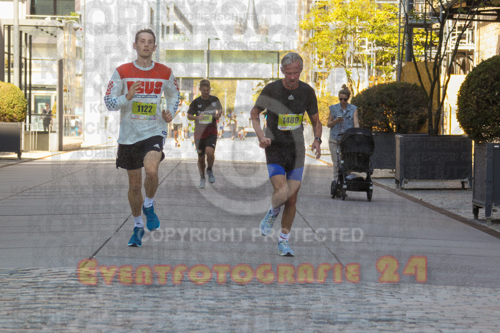 240921_1323_EV4_8057 | Sportfotografie im Rhein-Sieg Kreis, Köln, Bonn, NRW, Rheinland Pfalz, Hessen, etc. Unser Tätigkeitsfeld umfasst den Laufsport vom Volkslauf über den Marathon, Duathlon, Triathon bis zum Ultralauf wie Kölnpfad Ultra oder Schindertrail.