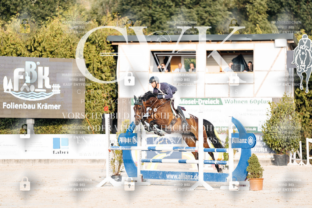 CK900876 | Turnierfotografie Pferdefotografie Trier Rheinland-Pfalz Pferdesport Reitsport Tierfotografie Sportfotografie Pferdevideo Pferdevideografie Equestrianvideography equestrianphotography  - Realisiert mit Pictrs.com