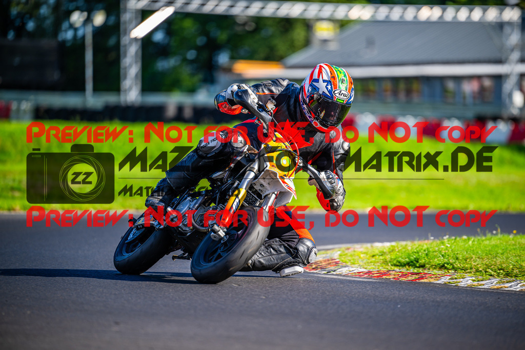 MaZZes_FotoMatrix_230920_1225 | Fotograf Mathias Schmid
Sportfotograf,
Eventfotograf,
Hochzeitsfotograf,
Portraitfotograf