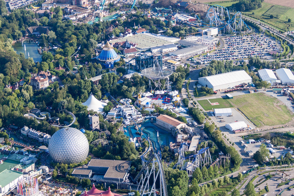 Luftbild: Freizeitzentrum - Vergnügungspark Europa-Park in Rust im Bundesland Baden-Württemberg in Deutschland. Foto: IMG_59469.jpg vom 16.08.2013 durch Werner Riehm/FLY-FOTO.de