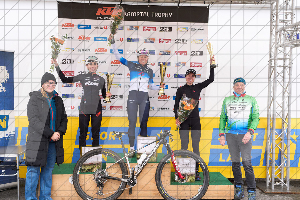 34. KTM Kamptal Trophy Siegerehrung Damen Elite | ZÖBING, Österreich – 2026-03-29: 34. KTM Kamptal TrophySiegerehrung Damen EliteFoto: © 2026 Martin Bihounek - MB Creative e.U.