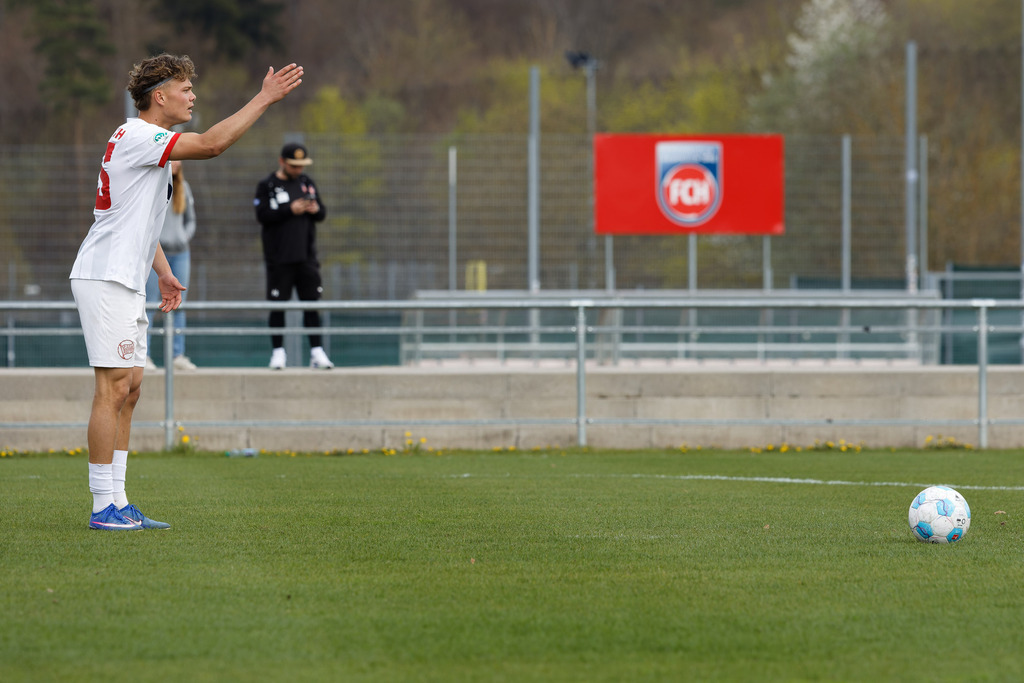 FCHOFK_260418_6-79 | 1.FC Heidenheim 1846 vs. Offenbacher Kickers, Fußball, U17, B-Junioren, NWL, U17-DFB-Nachwusliga, 2025/2026, 10. Spieltag, 18.04.2026 in Heidenheim, Walter-Birkhold-Jugendstadion (Foto: Michael Bulling) - Realisiert mit Pictrs.com