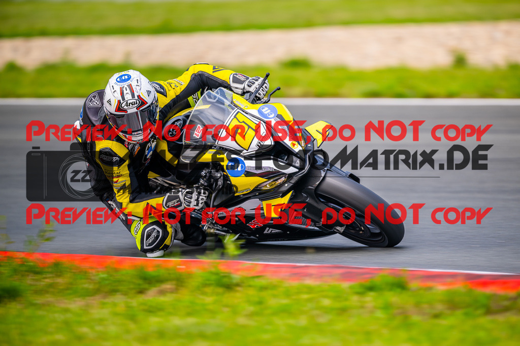 MaZZes_FotoMatrix_240601_6007705_9654 | STK