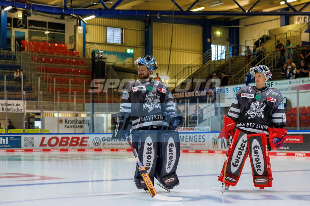 Iserlohn Roosters Training | 
DEL: Iserlohn Roosters Training - Realisiert mit Pictrs.com