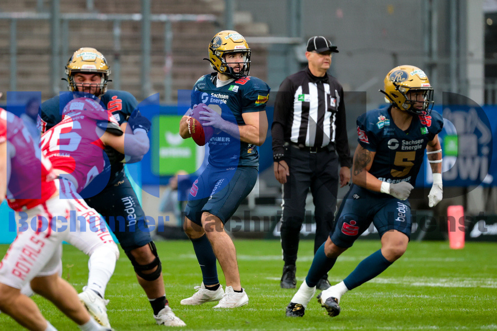 SES_POTDRE20241012-16 | bond - Realisiert mit Pictrs.com