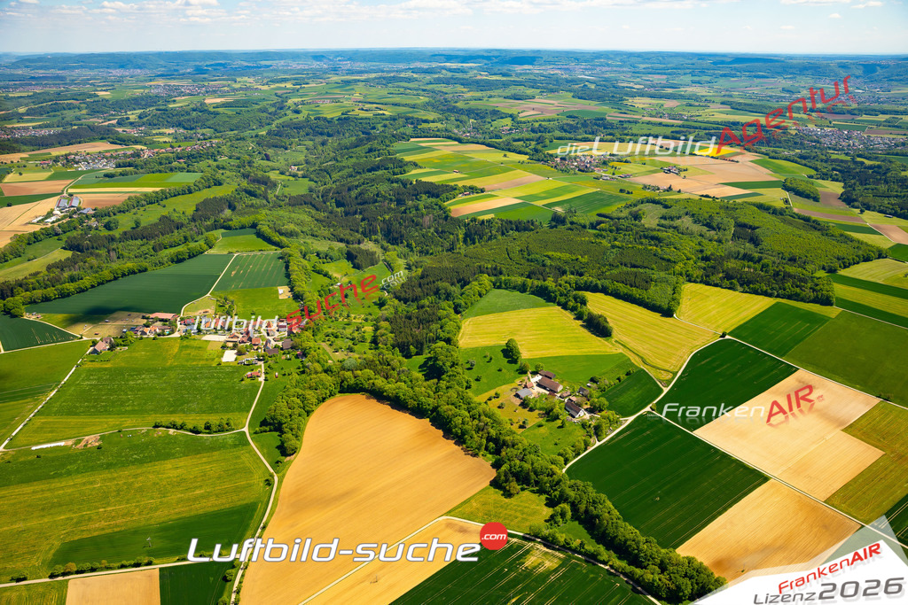 Schöne Luftaufnahme als Geschenk in Klotzhoefe Schechingen - Die Luftbildaufnahme wurde 2025 vom UL-Flugzeug heraus erstellt ( keine Drohne ) - Hochauflösende Luftaufnahme -Nicht vergleichbar mit Google Maps oder Satelittenbilder- Die Geschenkidee !Mit Lizenz und Bildrechte bestellbar