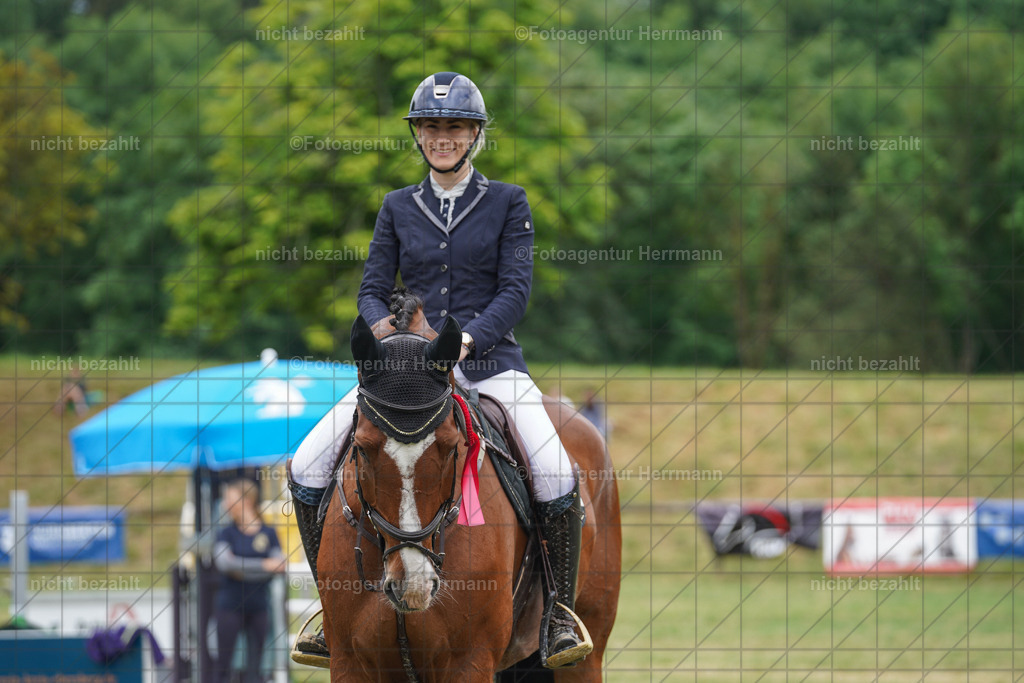 20230702-FAH03121 | Grafing, Grafing - Aiterndorf, Reitturnier, Turnierfotografen Bayern, Ebersberg, München, Turnierbilder, Reitsportfotos, Fotoagentur Herrmann, Pferdeshooting, Hochzeitsfotograf für Reiter, Pferdefotograf