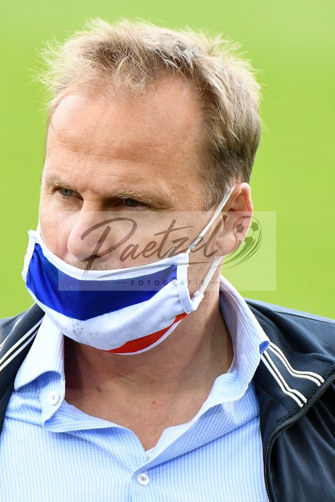 SVMFCH20200606_0082 | Fussball, Herren: Vorstand Sport Martin Pickenhagen (FC Hansa Rostock) schaut bei dem Spiel der 3. Liga zwischen SV Meppen und FC Hansa Rostock in der Haensch-Arena am 06.06.2020 in Meppen, Deutschland.DFB / DFL REGULATIONS PROHIBIT ANY USE OF PHOTOGRAPHS AS IMAGE SEQUENCES AND/OR QUASI-VIDEO. - Realisiert mit Pictrs.com