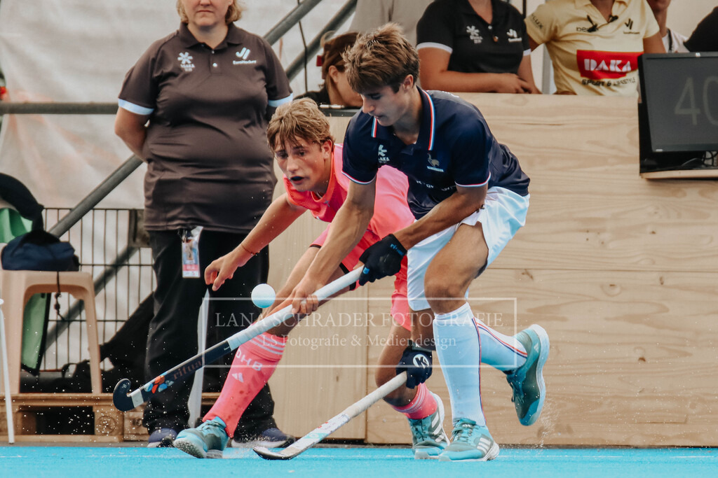 EM_MU18_F_GER-FRA_Lille_bearbeitet (234 von 433) | lanaschraderfotografie - Realisiert mit Pictrs.com