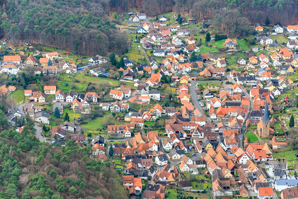Luftbild: Brunnenstr in Dörrenbach im Bundesland Rheinland-Pfalz in Deutschland. Foto: IMG_085749.jpg vom 08.01.2016 durch Werner Riehm/FLY-FOTO.de