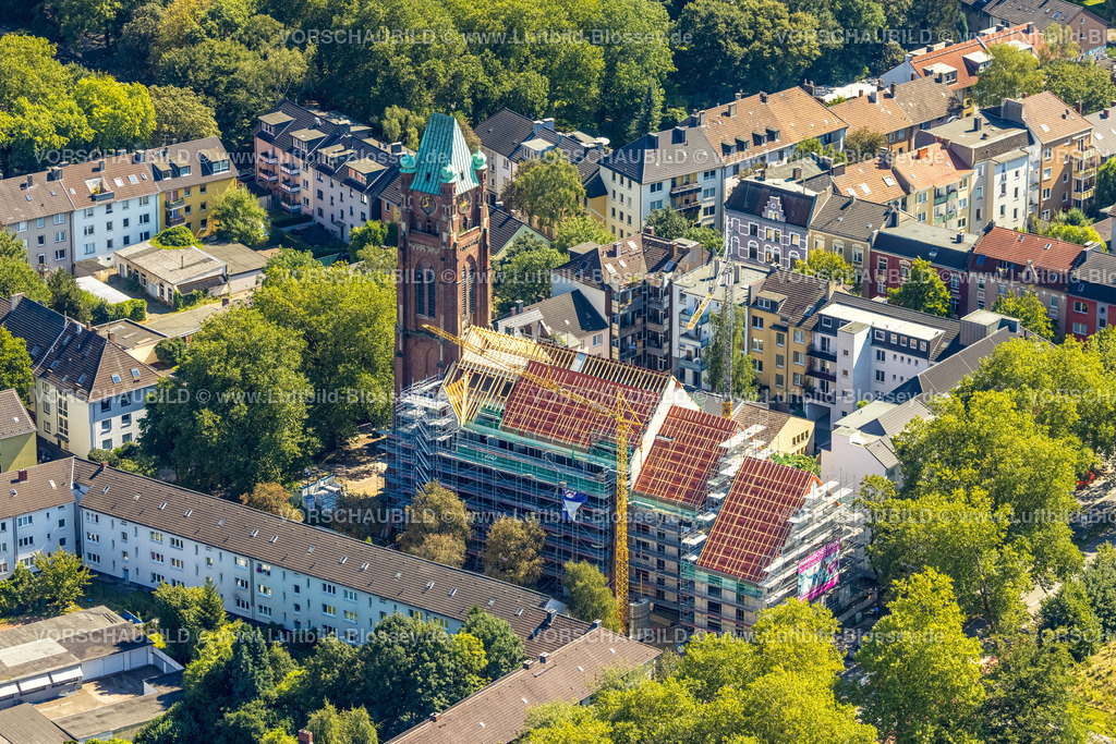 Bochum240816706 | Luftbild, Antonius Quartier Bochum Wohnprojekt in der ehemaligen Sankt Antonius Kirche, Baugerüst für Neubau Sanierung und Renovierung, Kruppwerke, Bochum, Ruhrgebiet, Nordrhein-Westfalen, Deutschland