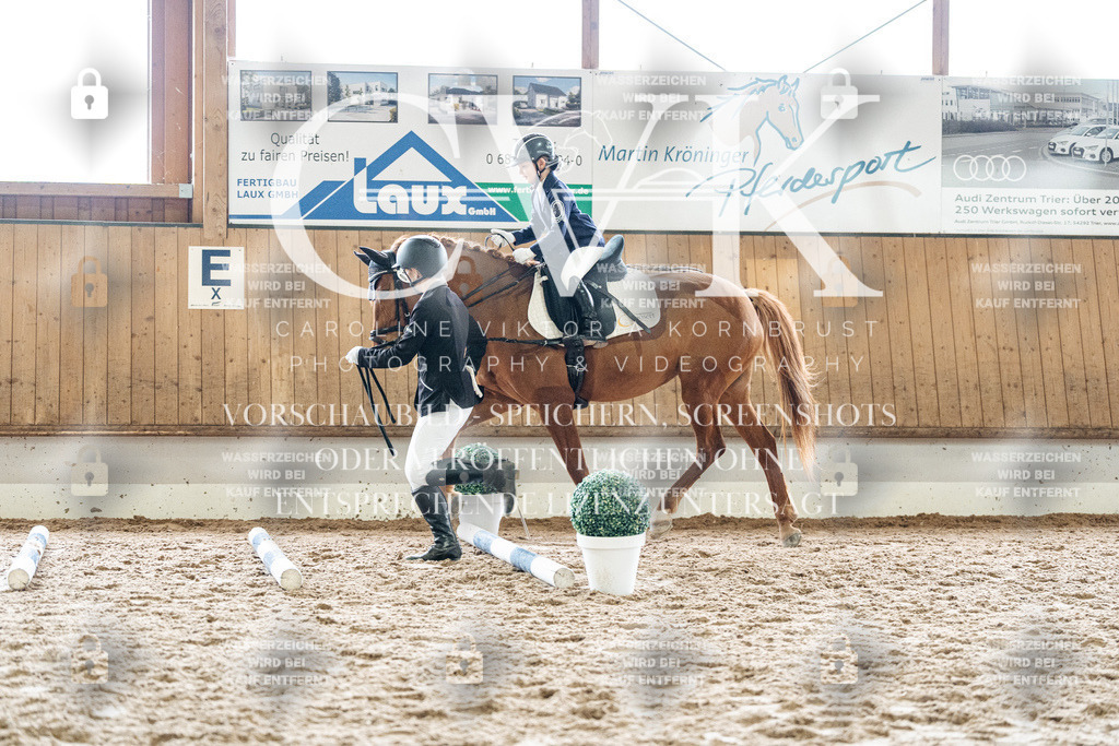 CK902388 | Turnierfotografie Pferdefotografie Trier Rheinland-Pfalz Pferdesport Reitsport Tierfotografie Sportfotografie Pferdevideo Pferdevideografie Equestrianvideography equestrianphotography  - Realisiert mit Pictrs.com