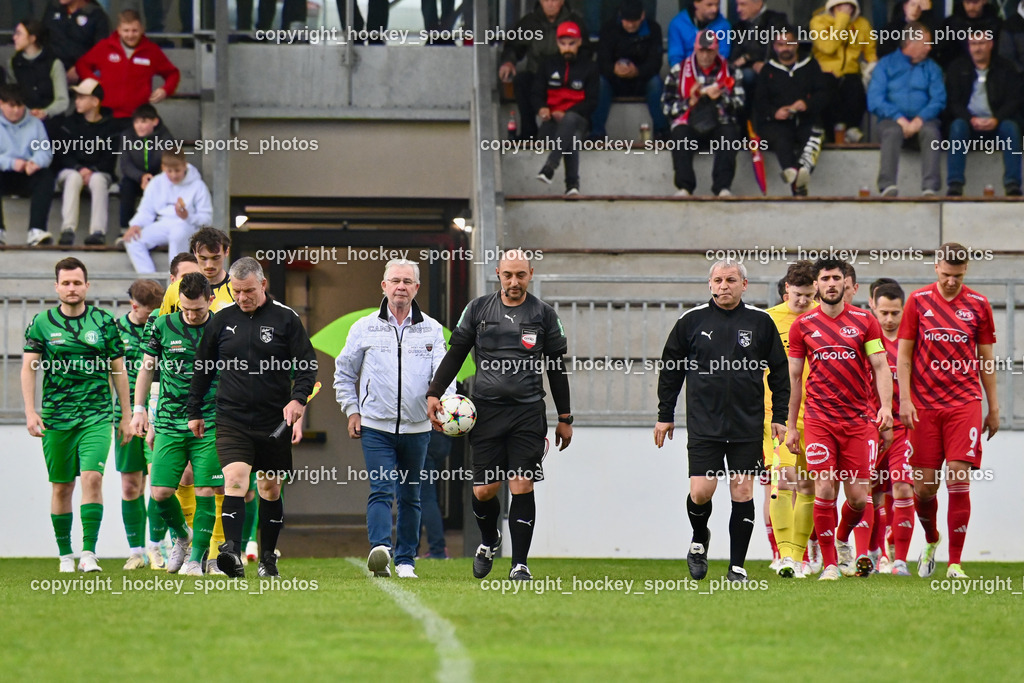 SC Landskron vs. SV St. Jakob  | Heinz Dorfer Referee, Edin Avdic Referee, Alfons Franz Tschematschar Referee, Stadtrat Villach Harald Sobe, #7 Manuel Alexander Schüttelkopf SV St. Jakob, #9 Walter Michal SV St. Jakob,  SC Landskron vs. SV St. Jakob , SC Landskron vs. SV St. Jakob  am 16.05.2024 in Villach (Sportpark Landskron), Austria, (Photo by Bernd Stefan)