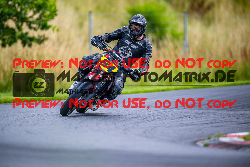 MaZZes_FotoMatrix_240713_6007705_8301 | S1