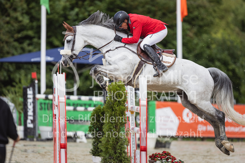 230728_BHO_M2-Spr_ASC-312 | Deine schönsten Turniermomente als professionelle Fotos! Entdecke hochwertige Pferdesport-Fotografie im Online-Shop. Jetzt Fotos finden & bestellen!