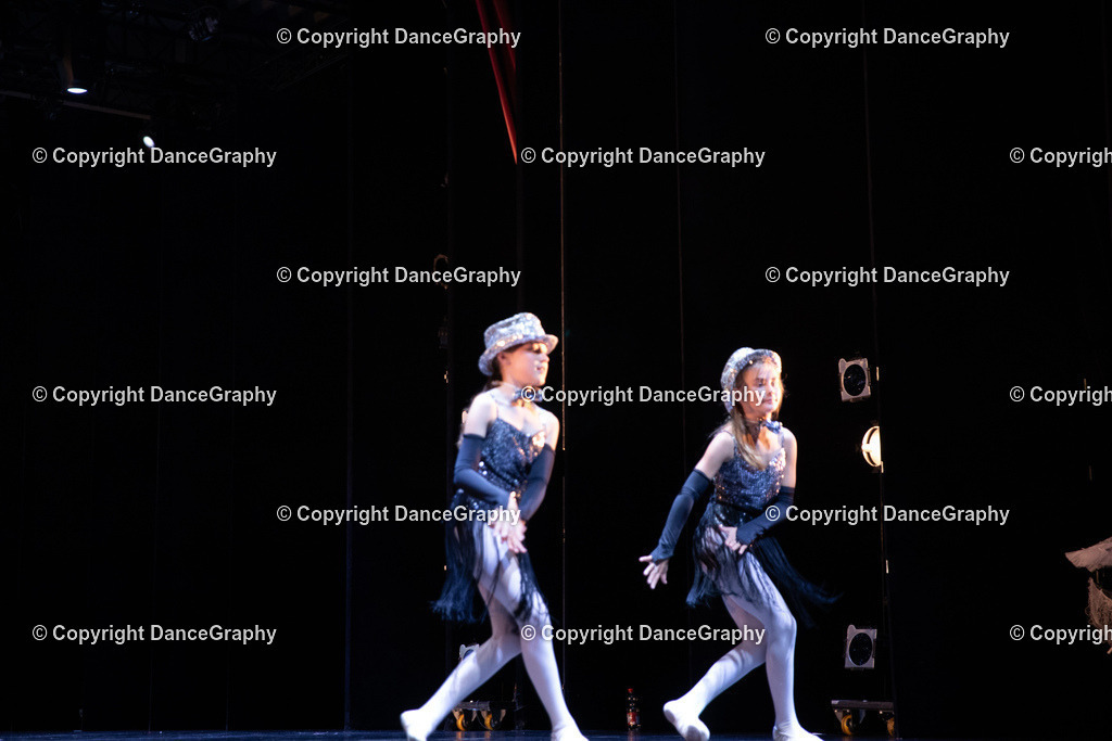 GPHY4951 | DanceGraphy - Realisiert mit Pictrs.com