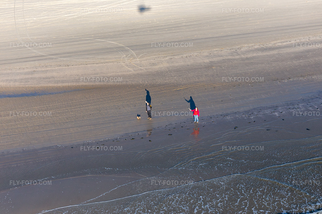 Aerial view: Fanoe Bad Beach in Fanø in the state South Denmark, Denmark.Photo: IMG_118781.jpg taken on 09/21/2019 by Werner Riehm/FLY-FOTO.comResolution of the original: 5472 x 3648 px