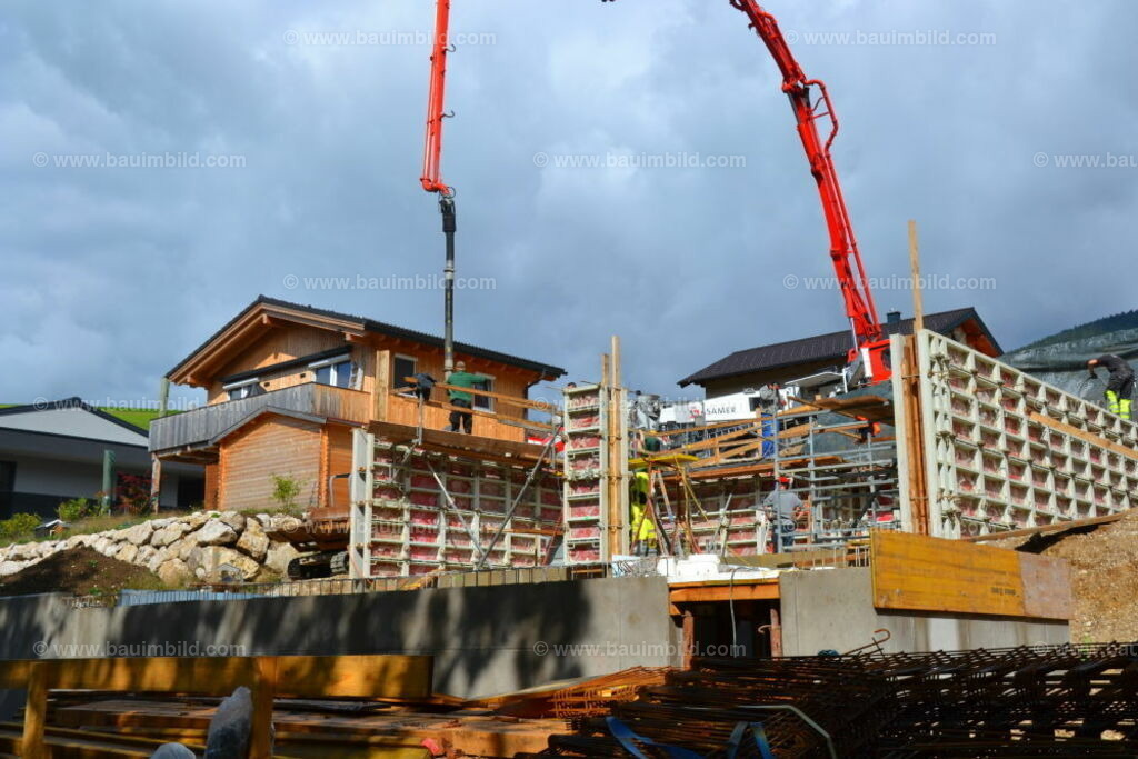 bib-lg04-betonarbeiten-0171 | Nach LV-Leistungsgruppen sortierte Detailfotos über den Bau eines Hauses. Alle Hausbau-Bilder direkt vom Urheber und Autor der Website Haus-Selber-Bauen.com