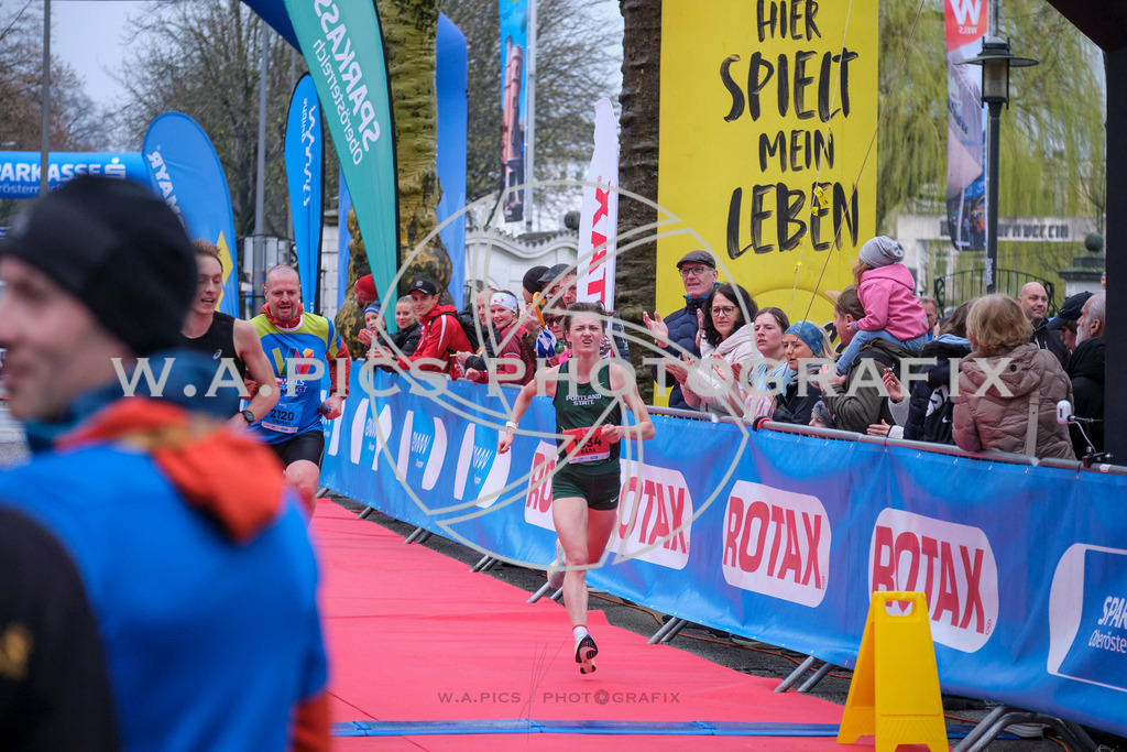 ..... | AUSTRIA, Wels, 30.03.25, ALOHA Wels Halbmarathon, Image Shows: , Foto: Wapics/RING M.