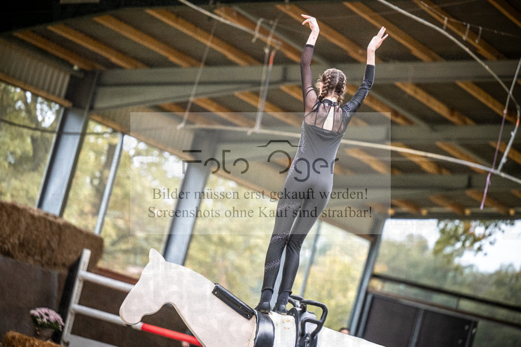 DOS_0544 | Entdecke hochwertige Reitturnierfotos von Foto Oger. Professionell, emotional und authentisch – jetzt Lieblingsmomente im Shop bestellen.Deutschlandweite Turnierfotografie. - Realisiert mit Pictrs.com